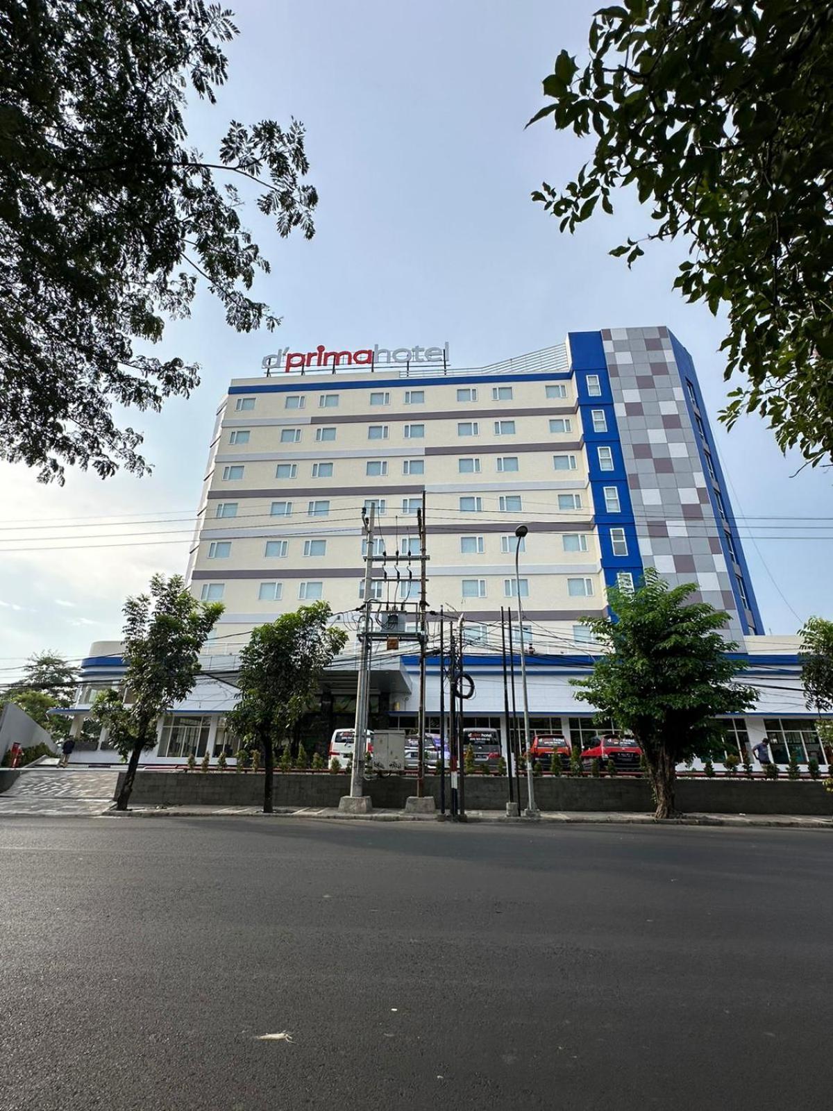 D'Primahotel Jemursari Surabaya Exterior foto